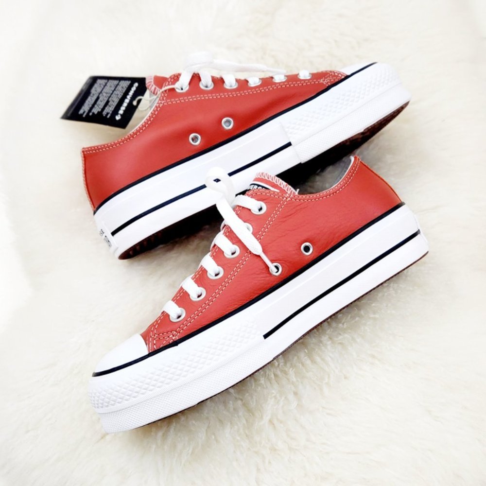 Converse Chuck Taylor All Star Lift Platform Leather Shoes